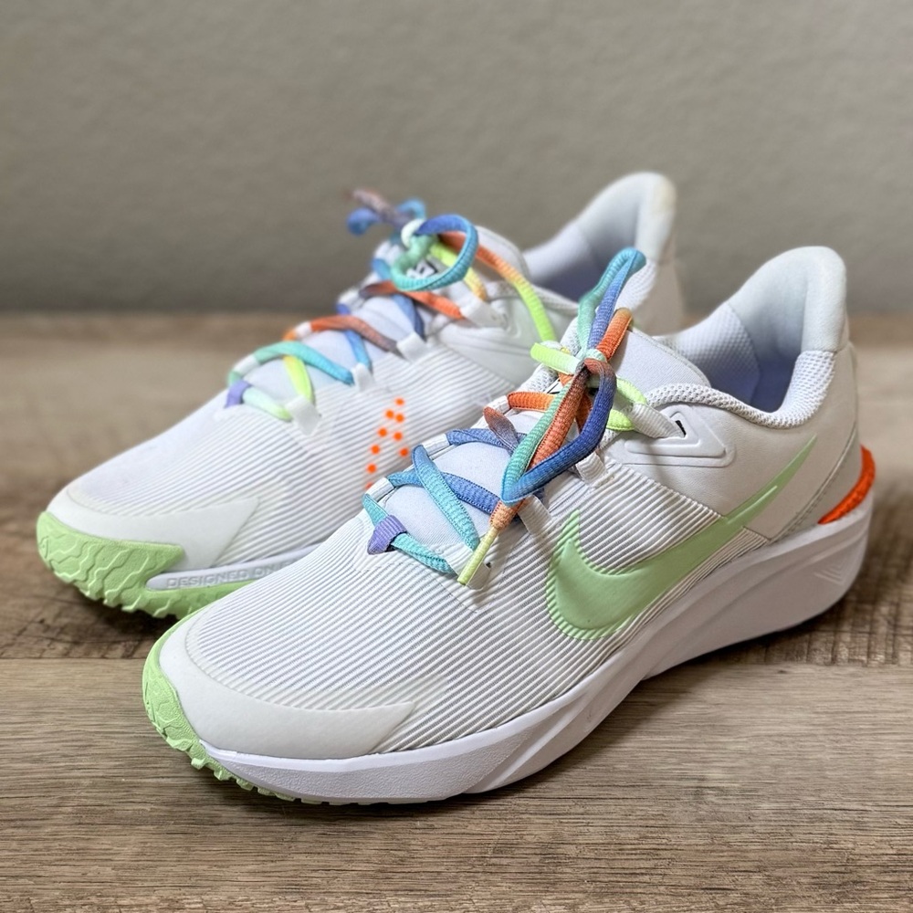 NIKE 7 Youth Star Runner 4 Sneakers / Women’s 8.5 9 Pastel Colorful Neon Shoes - Picture 3 of 14